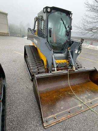 Image of John Deere 325G equipment image 2
