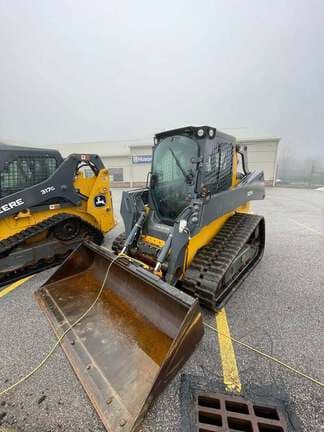 Image of John Deere 325G Primary image