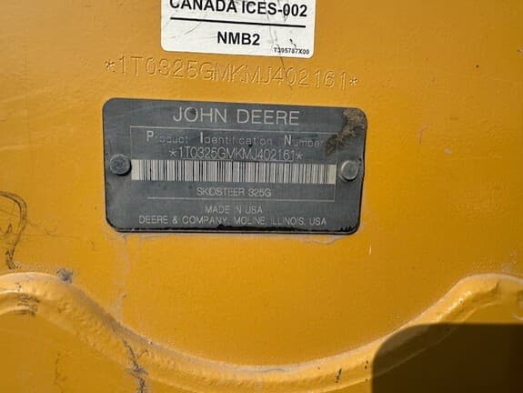 Image of John Deere 325G equipment image 4