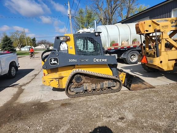 Image of John Deere 325G equipment image 1