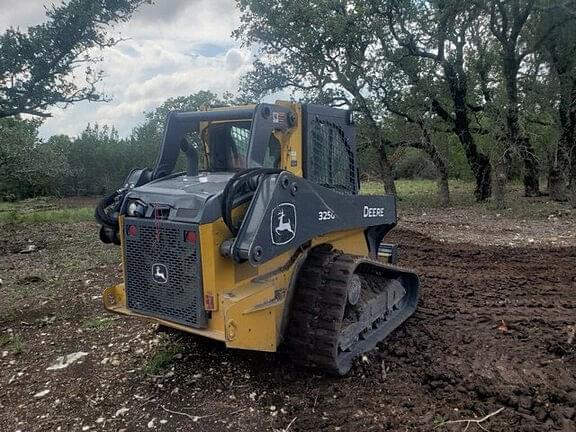 Image of John Deere 325G equipment image 3