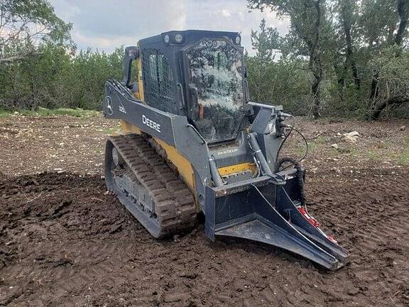 Image of John Deere 325G equipment image 2