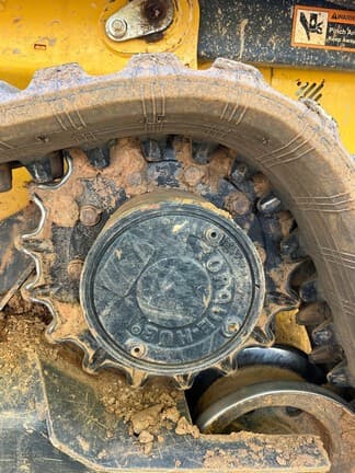 Image of John Deere 325G equipment image 4