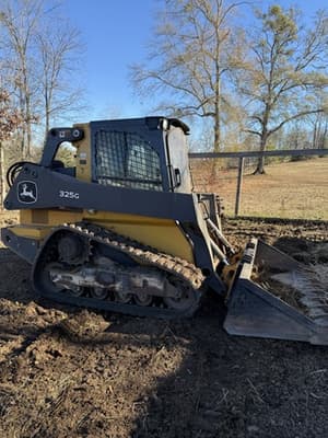 2021 John Deere 325G Image