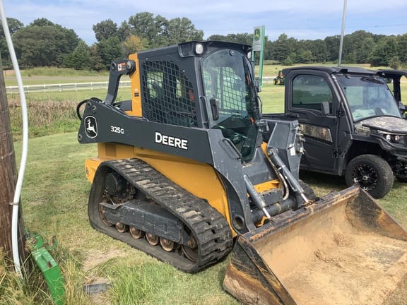 2021 John Deere 325G Equipment Image0