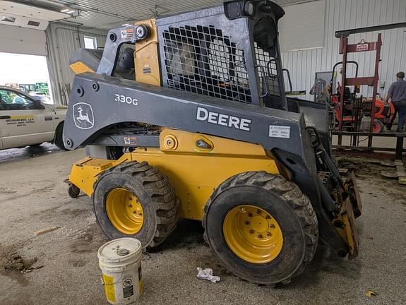 Image of John Deere 330G Image 0