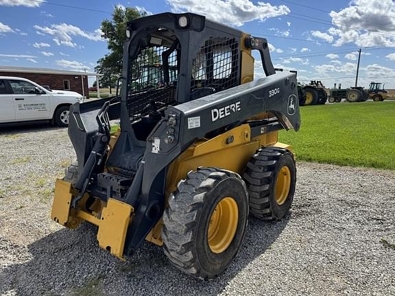 Image of John Deere 330G equipment image 1