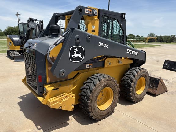 Image of John Deere 330G equipment image 1