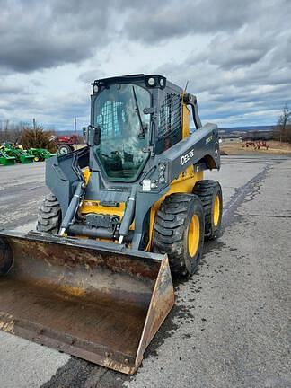 Image of John Deere 330G equipment image 1