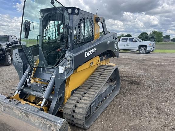 Image of John Deere 331G equipment image 4