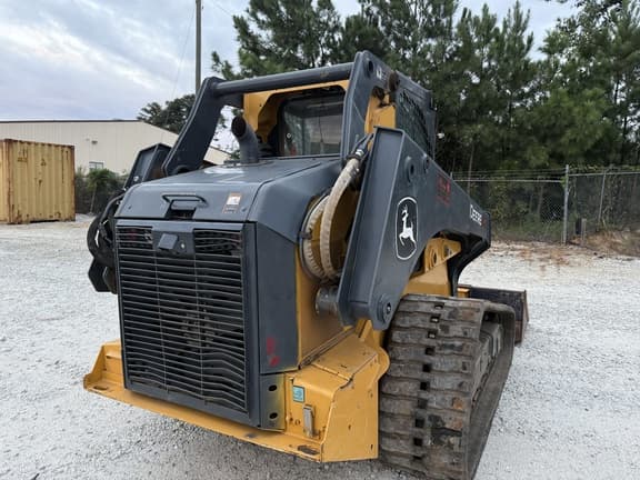 Image of John Deere 331G equipment image 2