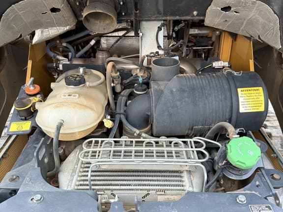 Image of John Deere 331G equipment image 3