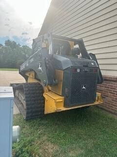 Image of John Deere 331G equipment image 3