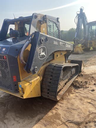 Image of John Deere 331G equipment image 3