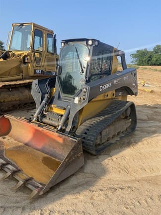 2021 John Deere 331G Equipment Image0