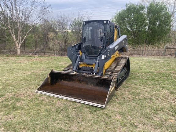 2021 John Deere 331G Equipment Image0