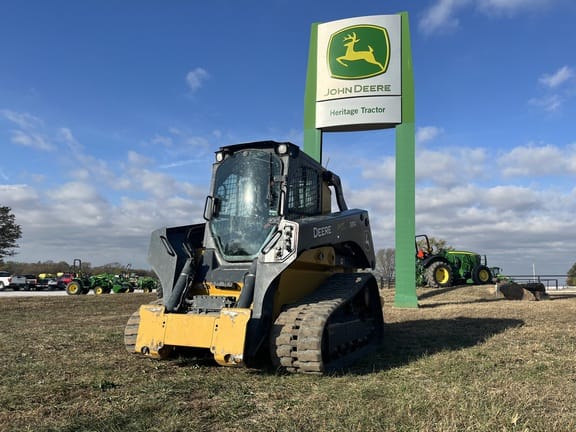 2021 John Deere 331G Equipment Image0