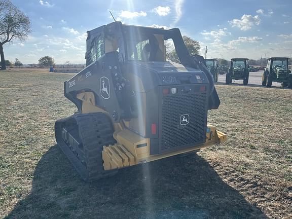 Image of John Deere 331G equipment image 4