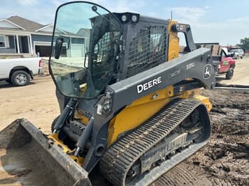 Main image John Deere 331G