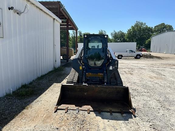 Image of John Deere 331G equipment image 4