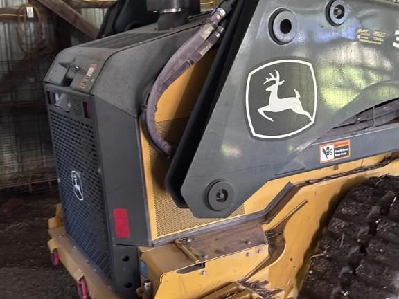 Image of John Deere 331G equipment image 1