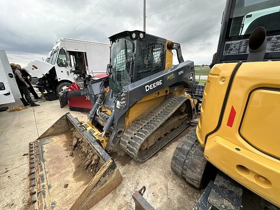 Image of John Deere 331G equipment image 2