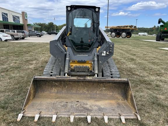 Image of John Deere 331G equipment image 2