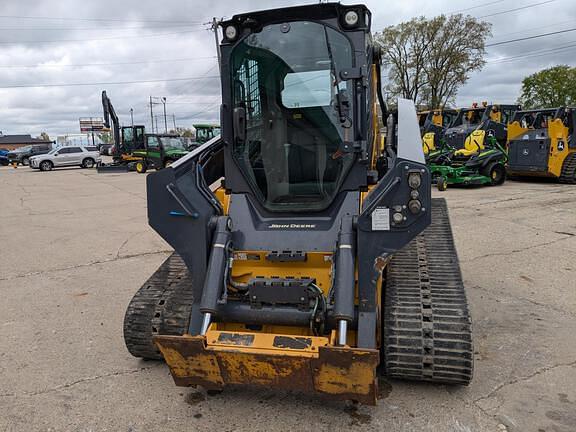 Image of John Deere 331G equipment image 2