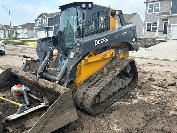 Image of John Deere 331G equipment image 4