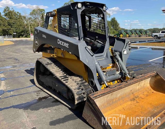 Image of John Deere 331G equipment image 2