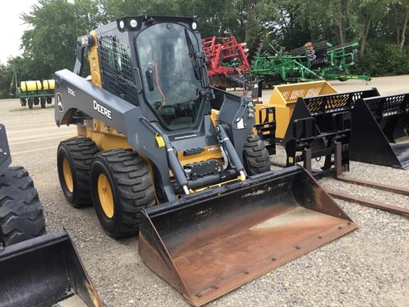 Image of John Deere 332G Primary image
