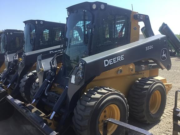 Image of John Deere 332G equipment image 1