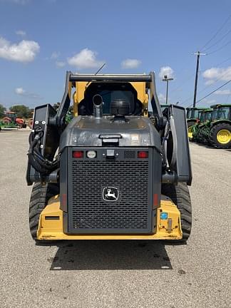 Image of John Deere 332G equipment image 2