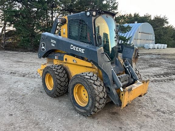 Image of John Deere 332G equipment image 1