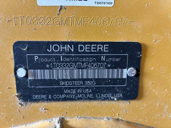 Image of John Deere 332G equipment image 4