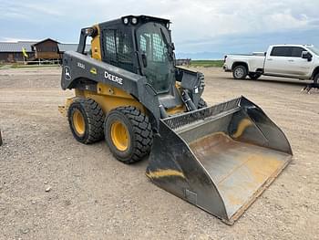 2021 John Deere 332G Equipment Image0