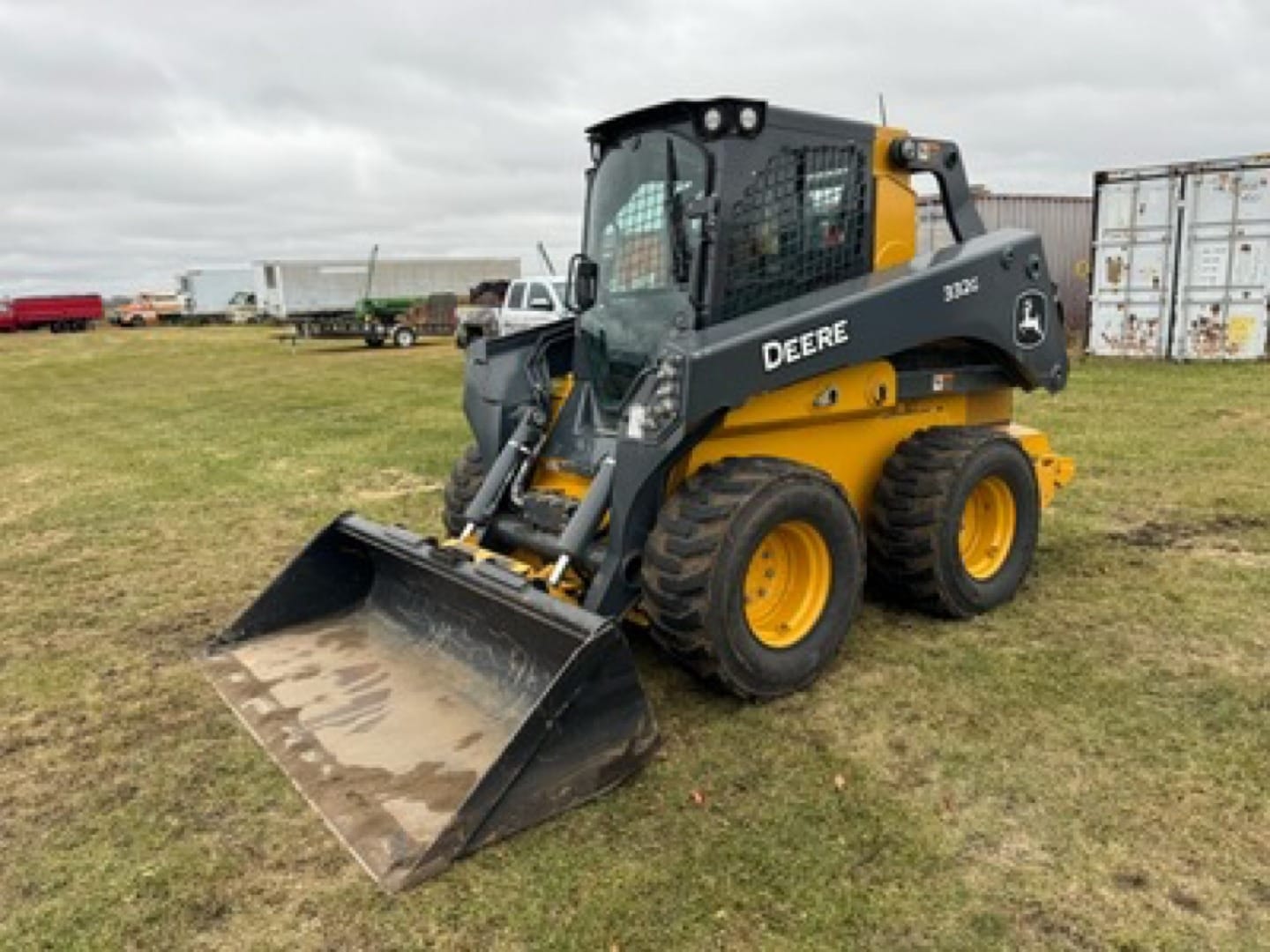 2021 John Deere 332G Equipment Image0