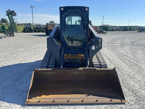 Image of John Deere 333G equipment image 1