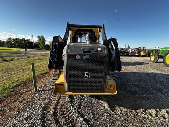 Image of John Deere 333G equipment image 3