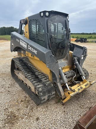 Image of John Deere 333G equipment image 2