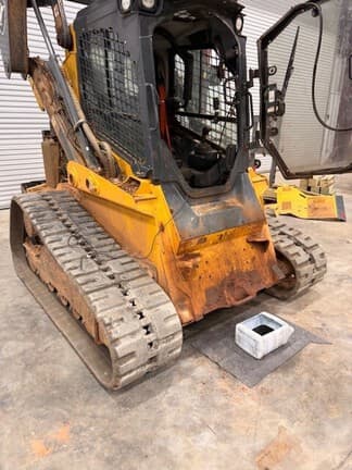 Image of John Deere 333G equipment image 1