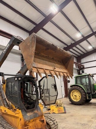 2021 John Deere 333G Equipment Image0