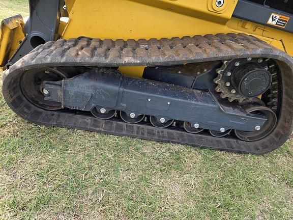 Image of John Deere 333G equipment image 2