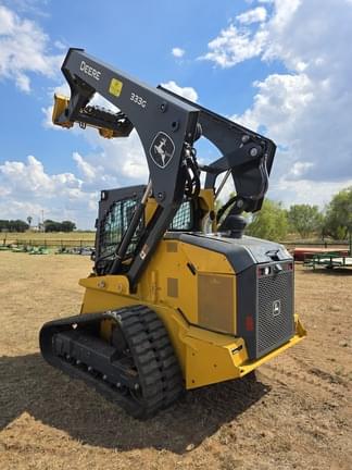 Image of John Deere 333G equipment image 1
