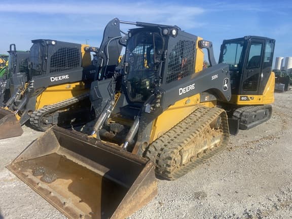 Image of John Deere 333G equipment image 1