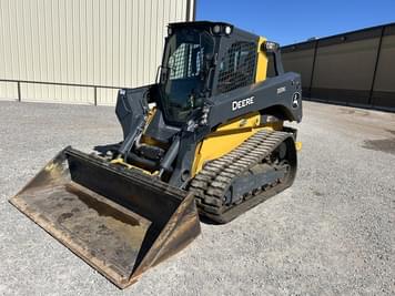 Main image John Deere 333G