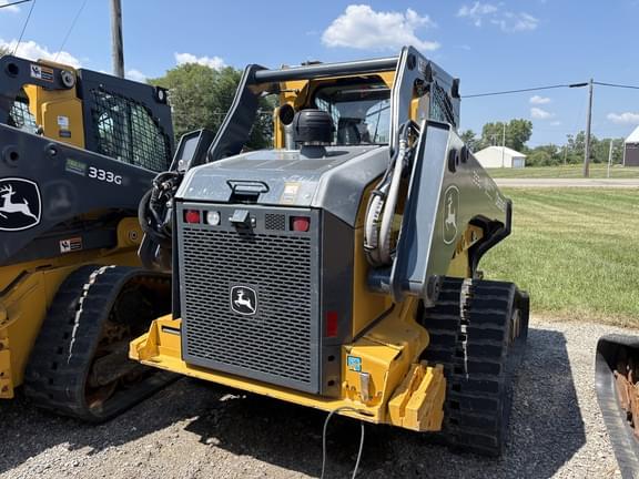 Image of John Deere 333G equipment image 3