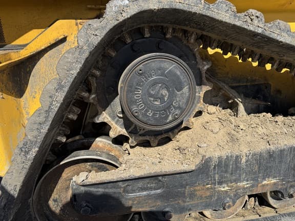 Image of John Deere 333G equipment image 4