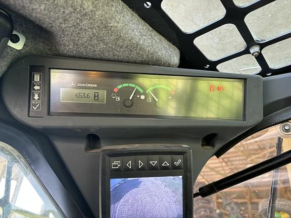 Image of John Deere 333G equipment image 2