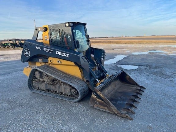 2021 John Deere 333G Equipment Image0